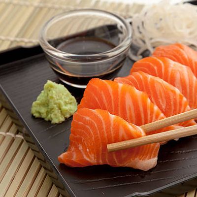 Sashimi de salmón