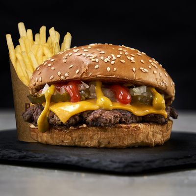 Cuarto de Libra + Papas Fritas