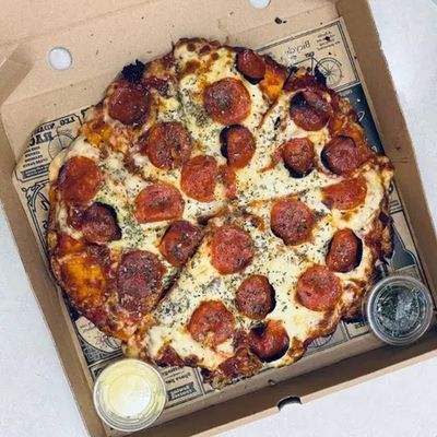 PIZZA MEDIANA PEPPERONI