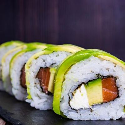 Avocado Cheese Roll