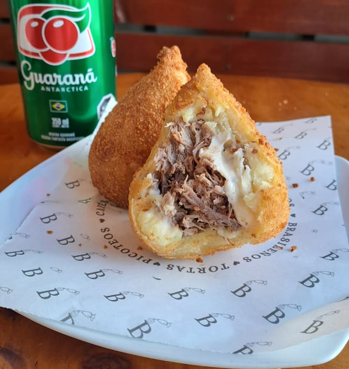 Coxinha de Carne con Queso Crema