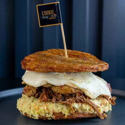 Patacon Mix Filet Pollo y Carne Mechada