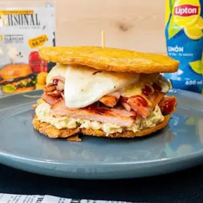 Patacon Chuleta Ahumada