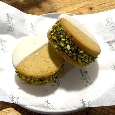 Alfajor sablée manjar pistacho