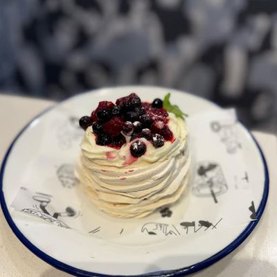 Pavlova de frutos rojos