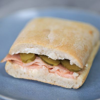 Ciabatta Salmon Pepinillos