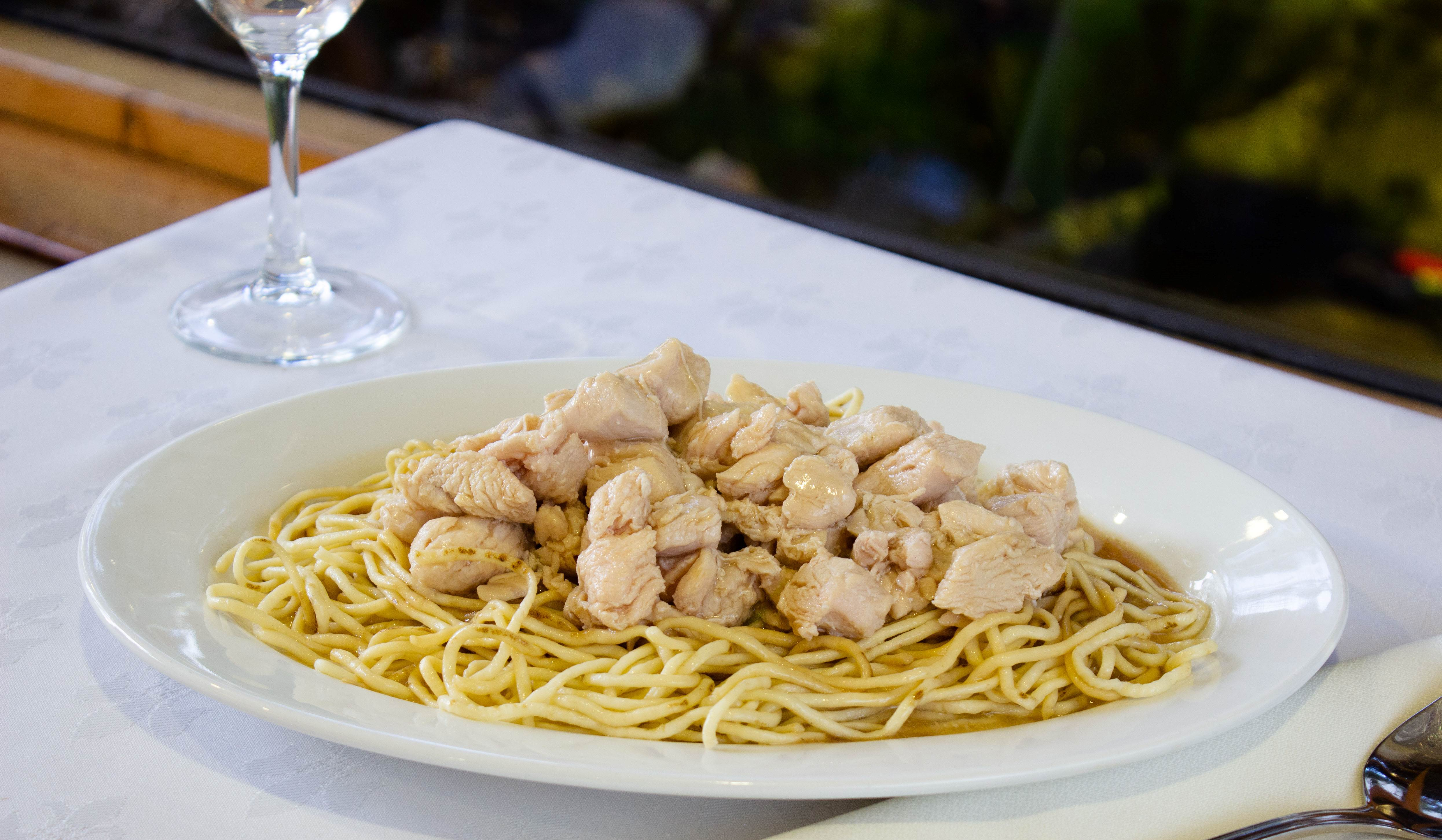 Tallarín con Pollo