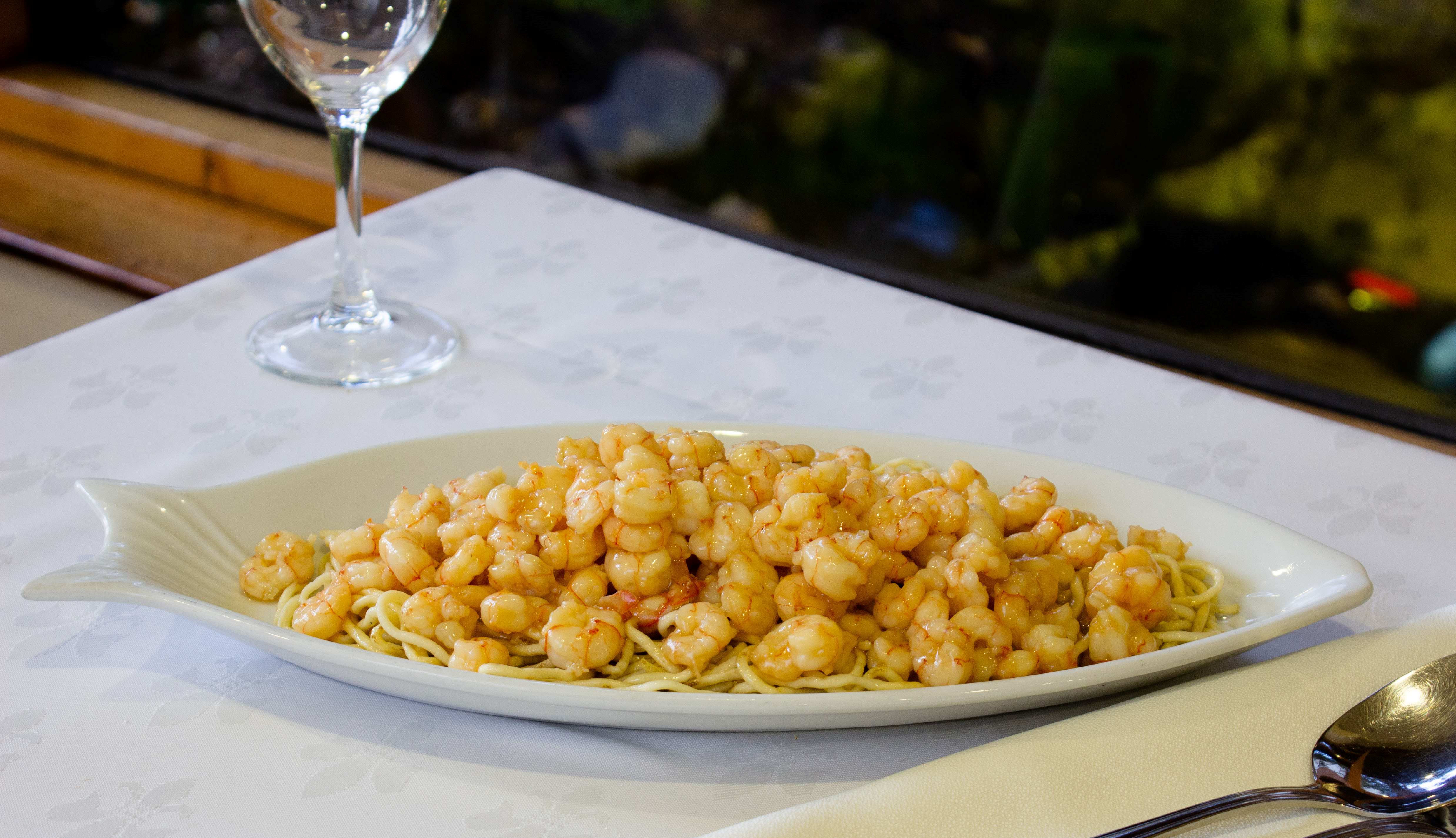 Tallarín con Camarones