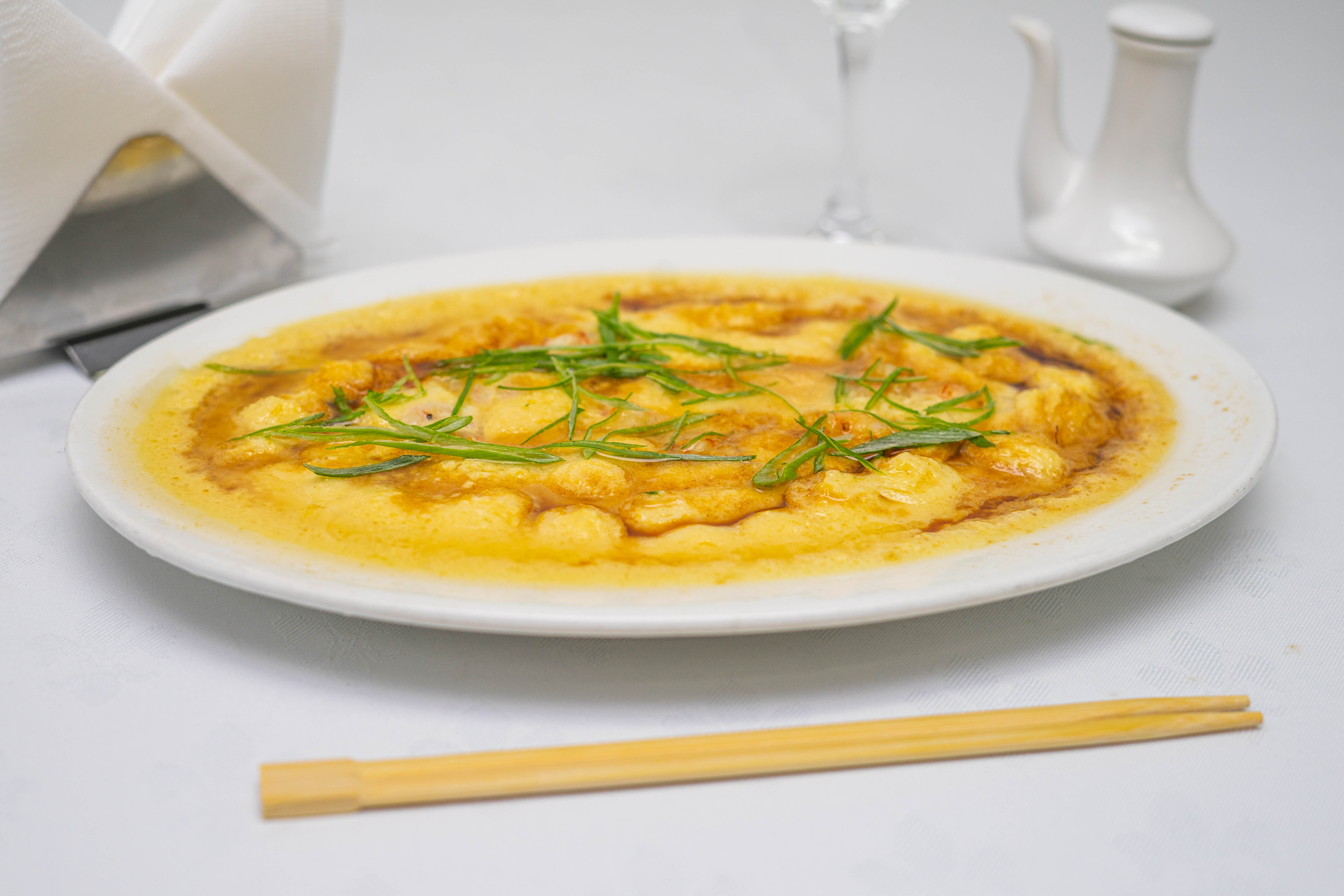 Huevos al vapor con camarones 