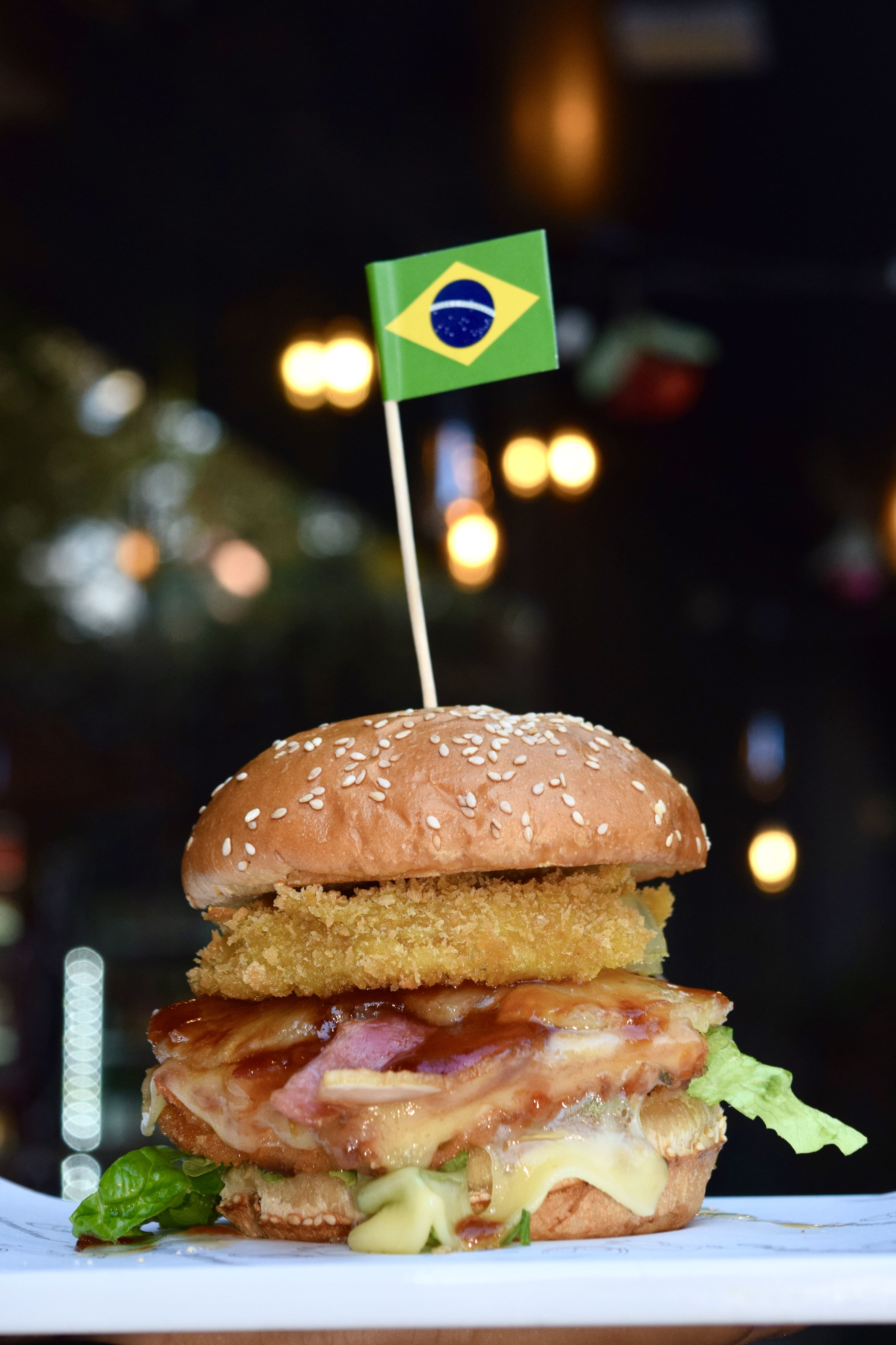 🇧🇷 Brazilian Ananá Burger