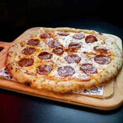 Pizza Salame Familiar  Go