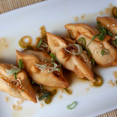 GYOSAS Y EMPANADITAS