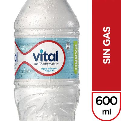 Agua mineral sin gas