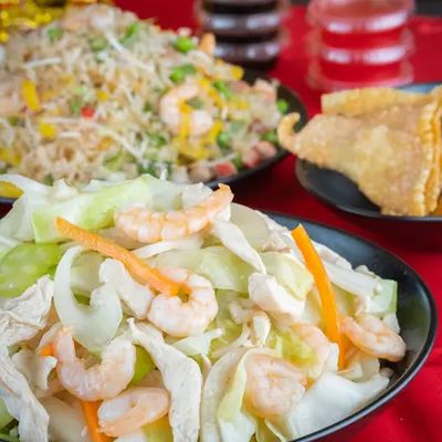CHOP SUEY POLLO Y CAMARON