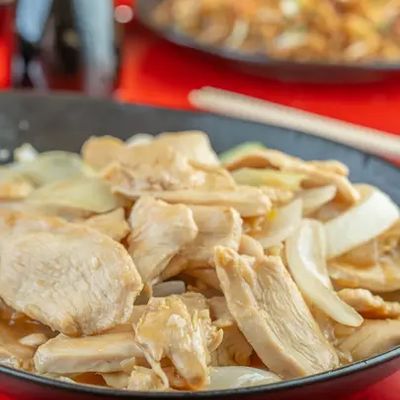 POLLO MONGOLIANO