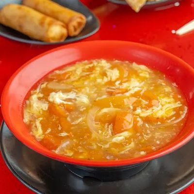 SOPA DE TOMATE CON HUEVO
