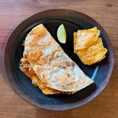 QUESADILLA DE PASTOR