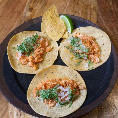 Taco Tinga  de Pollo