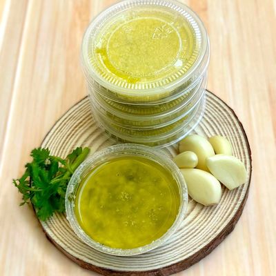 Mantequilla de Ajo, Cilantro y Parmesano