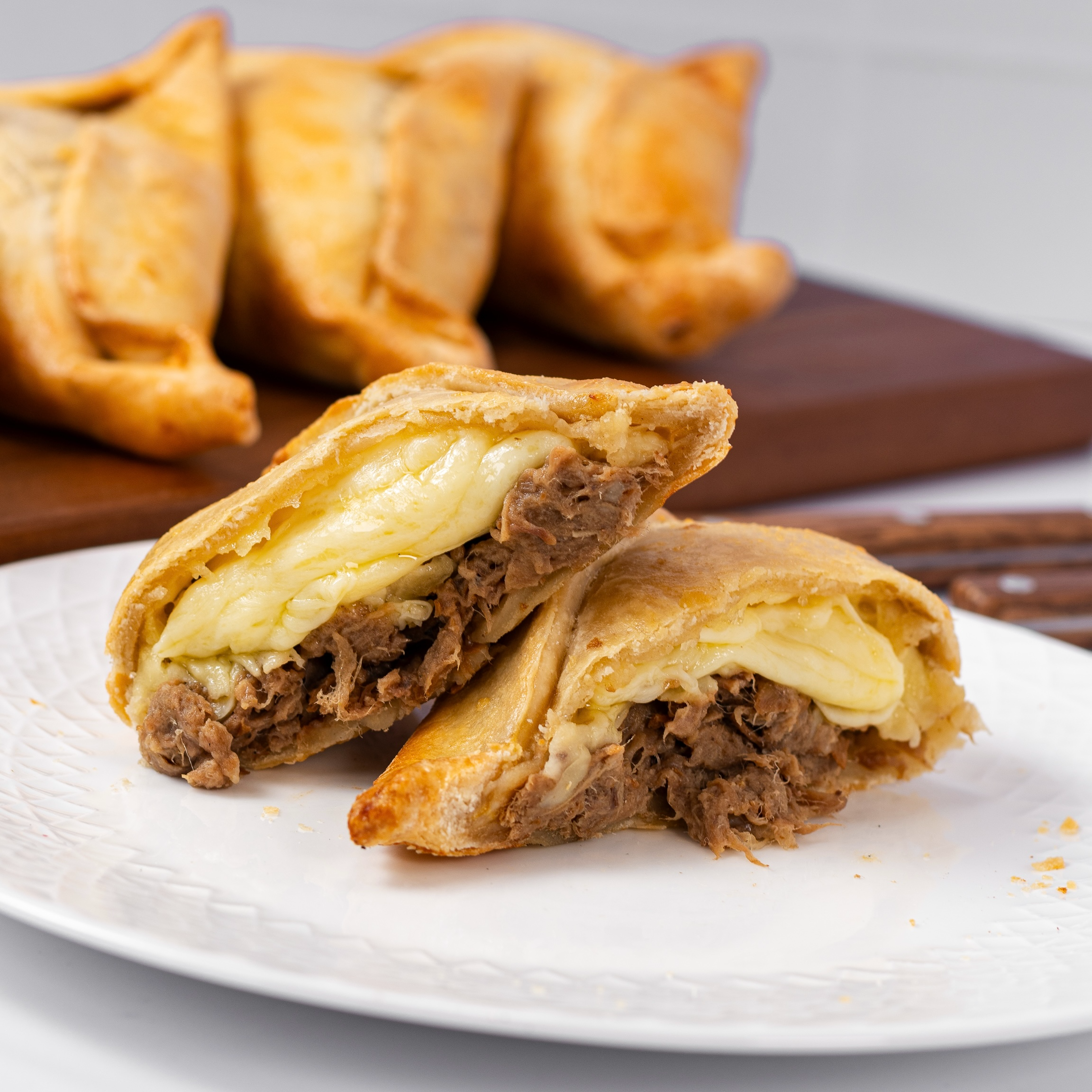 Empanada Carne Mechada