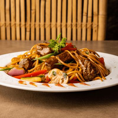 Tallarín Saltado de Carne