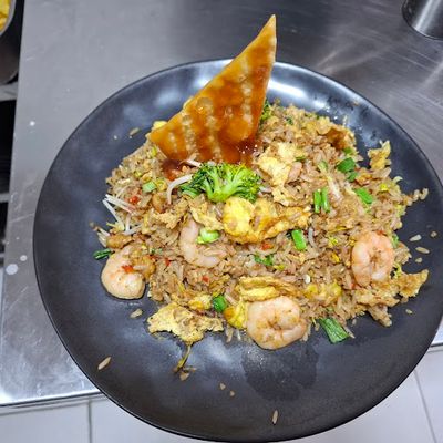 ARROZ CHAUFA DE CAMARONES