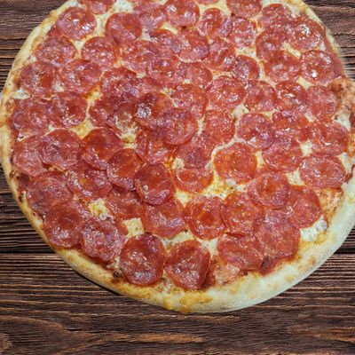 Familiar Super Pepperoni