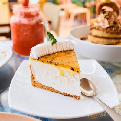 Torta Chocolate Blanco y Maracuyá