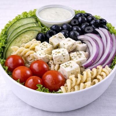 Ensalada Griega con Pasta a Domicilio | FoodCentral