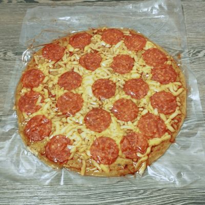 Pizza Precocida PEPPERONI (Al Vacío)