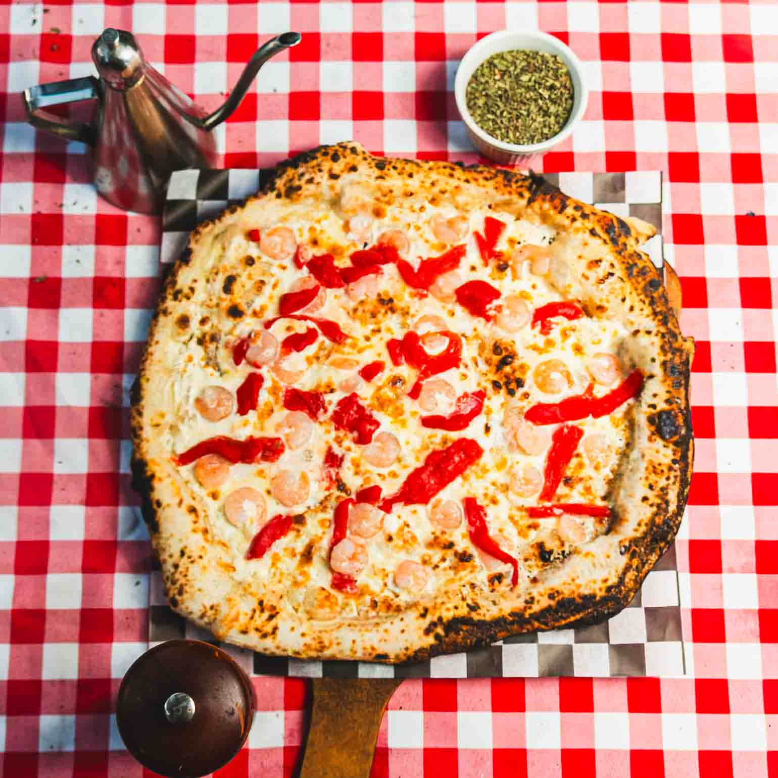 Pizza Camarones Parmesanos