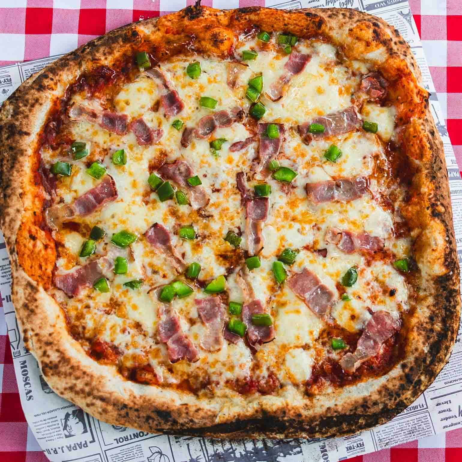 Pizza Tocino Pimentón Verde