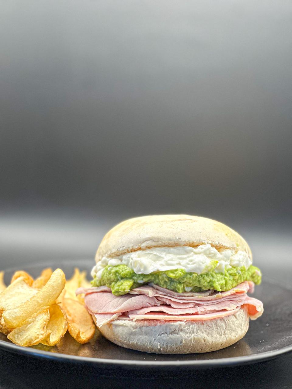 Lomito palta mayo
