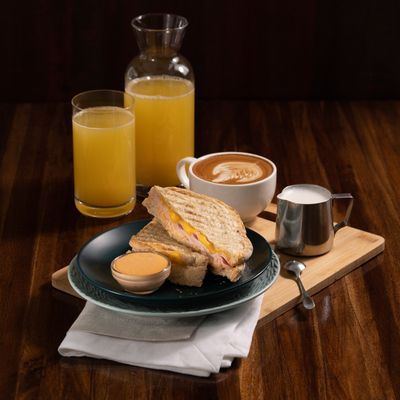 Prensada Jamón y Queso