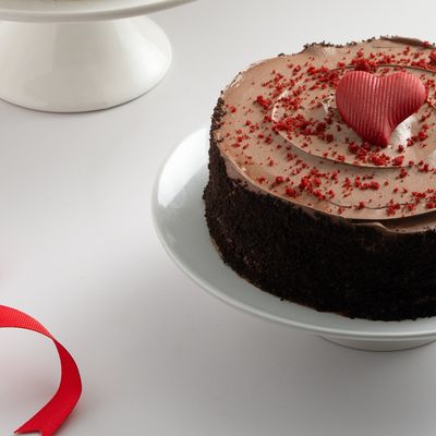 Queque Red Velvet con Avellana (4 a 6 porc)