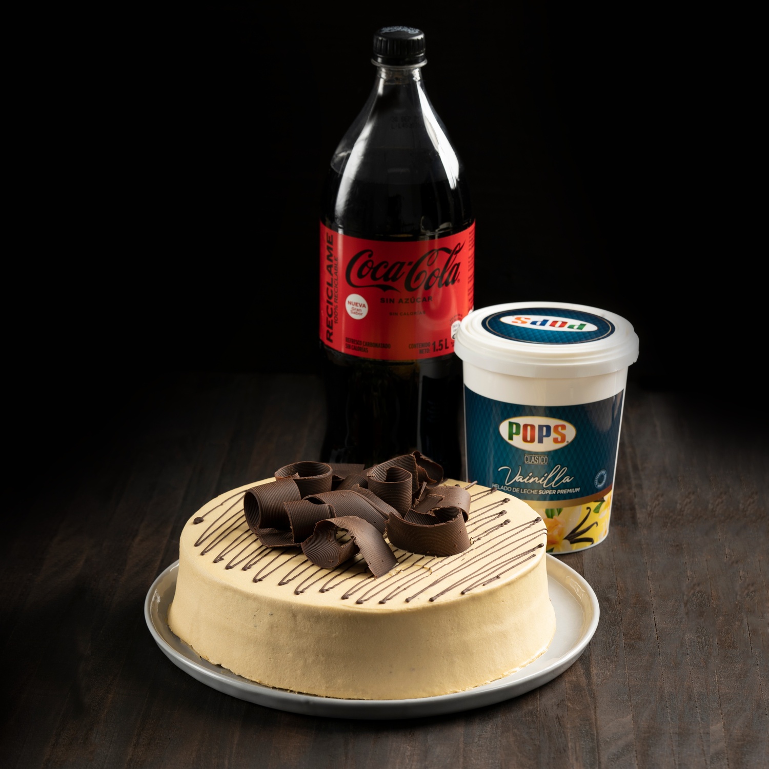 Paqui Queque+ Coca + Helados 6-8 porc
