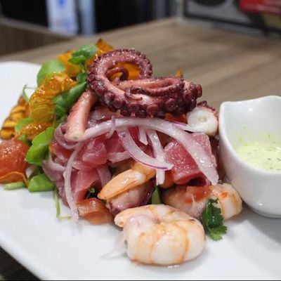 85. Sashimi Pulpo