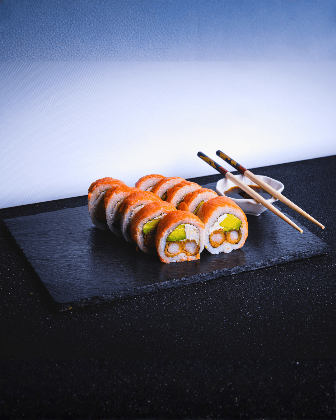 Sake Roll - Roll envuelto en salmón (10 cortes)