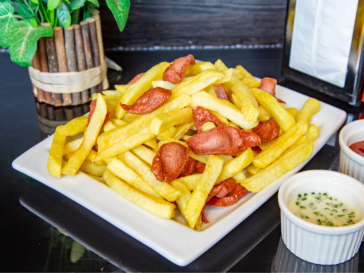 Salchipapas