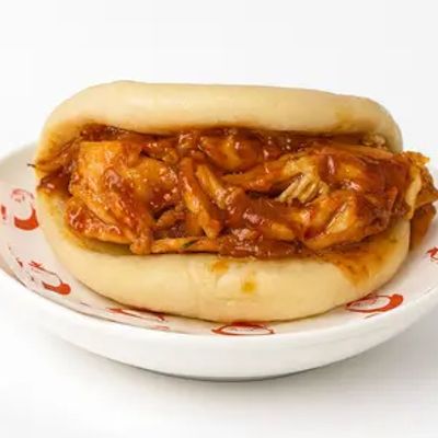 SWEET CHICKEN BAO