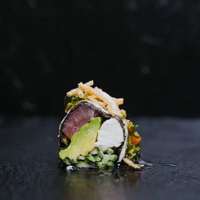 CHIMI MAGURO (ENV. QUESO CREMA ORIENTAL)