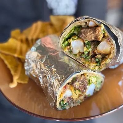 Burrito Mar y tierra