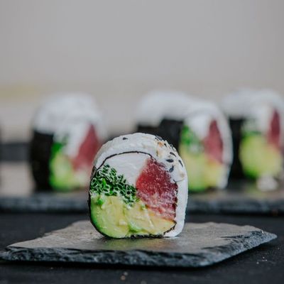 Snow Crunch Roll