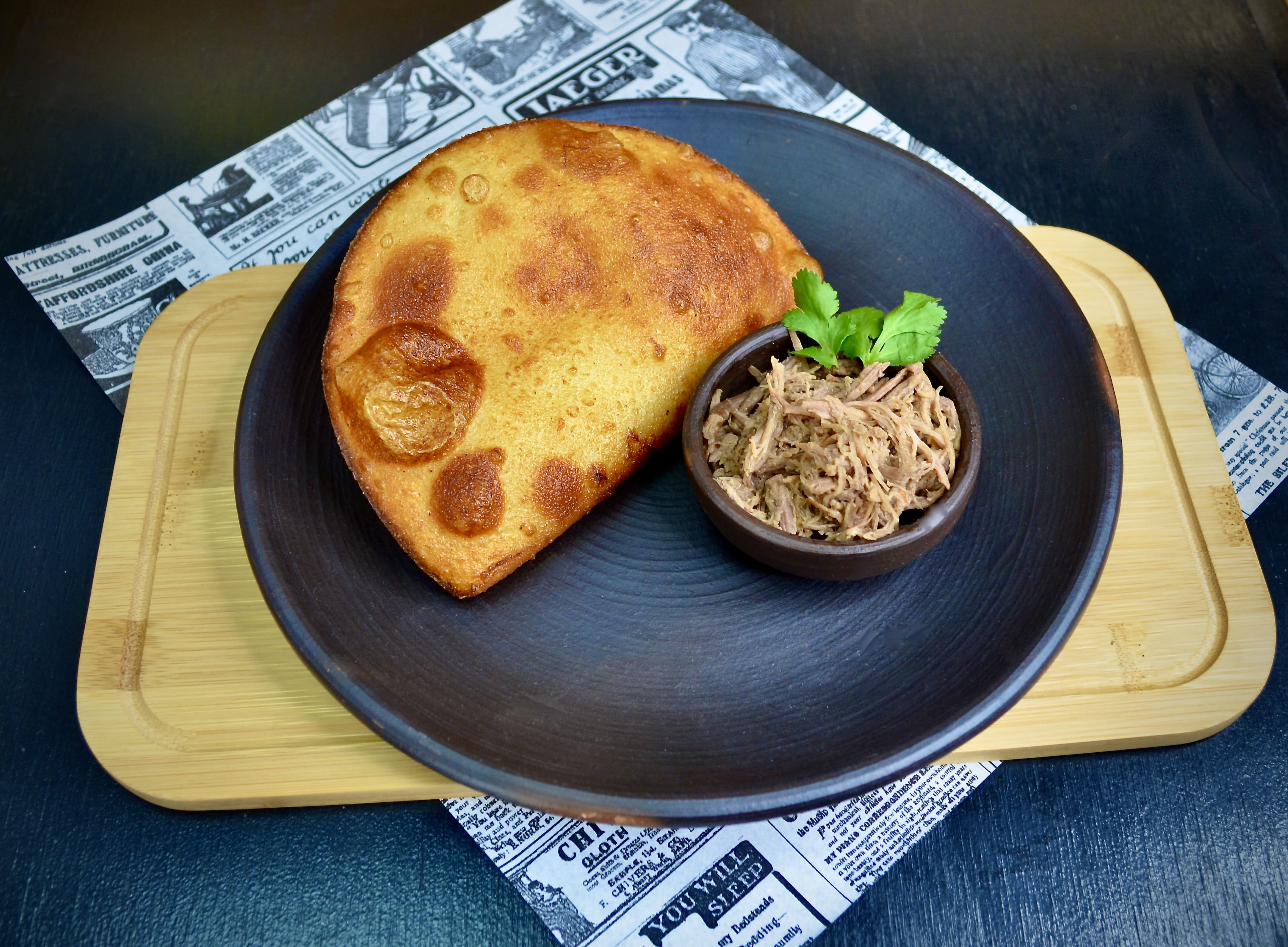 Empanada Mechada