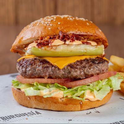 Ají Verde Burger + Papas