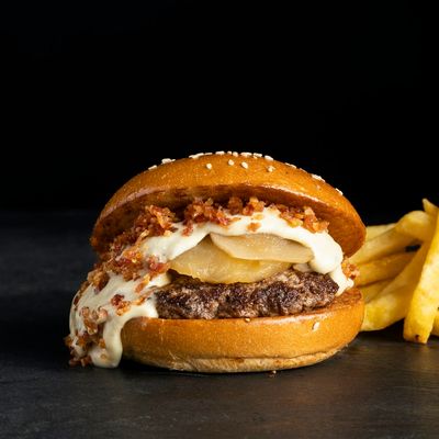 Blue Pera Burger + Papas