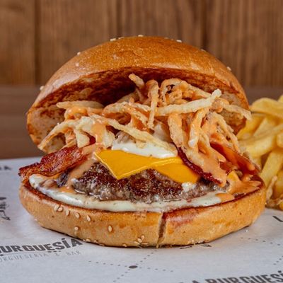 Buffalo Ranch Burger + Papas