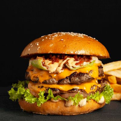 Doble Ají Verde Burger + Papas