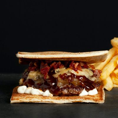 Doble Grillada Burger+ Papas