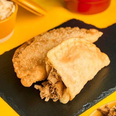 Empanada pollo queso